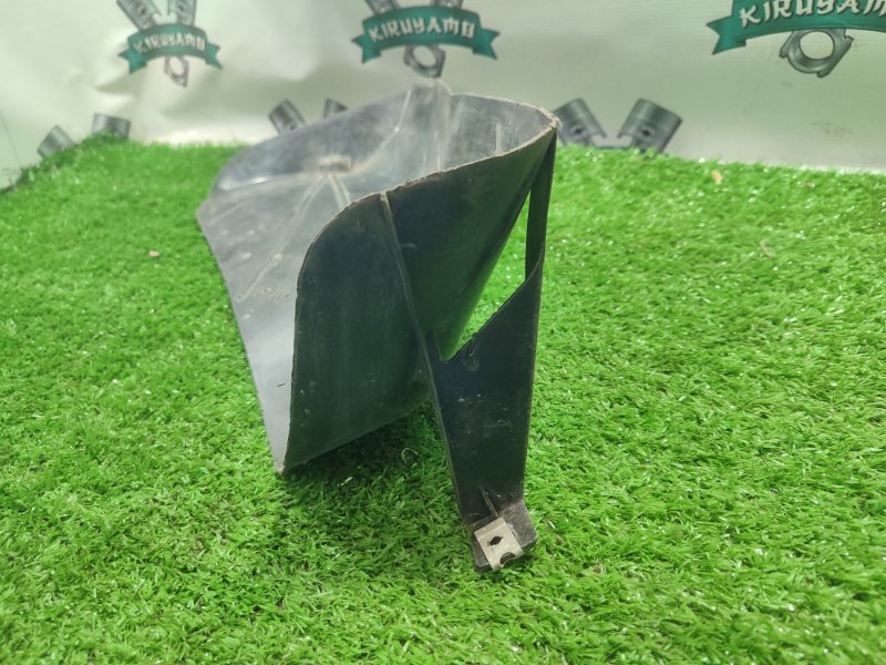 Крышка салонного фильтра Лада Гранта 2012 седан