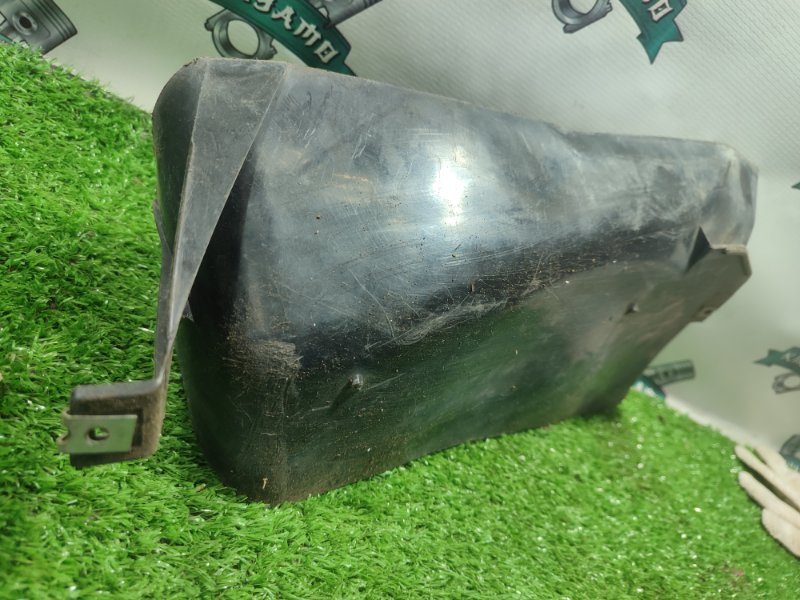 Крышка салонного фильтра Лада Гранта 2012 седан