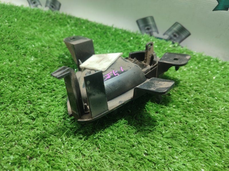 Ручка двери внутренняя Лада Гранта 2012 седан