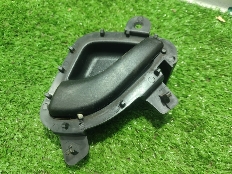 Ручка двери внутренняя Лада Гранта 2012 седан