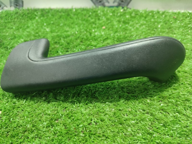 Ручка двери внутренняя Лада Гранта 2012 седан