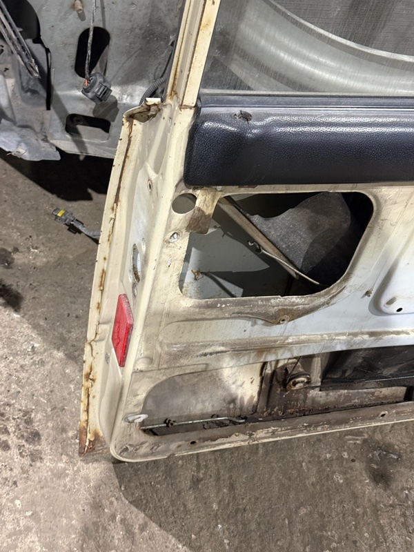 Дверь боковая Лада 2106 2106