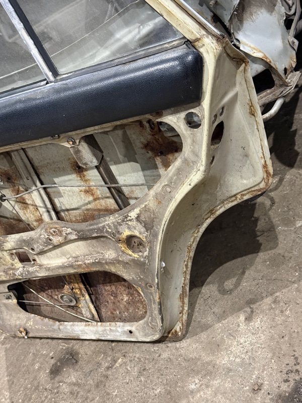 Дверь боковая Лада 2106 2106