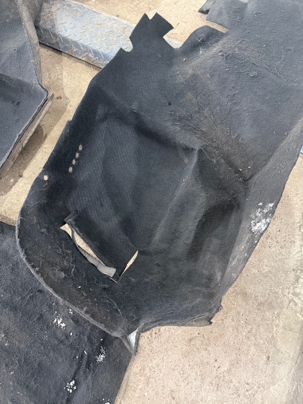 Обшивка багажника Лада Гранта 2012 седан