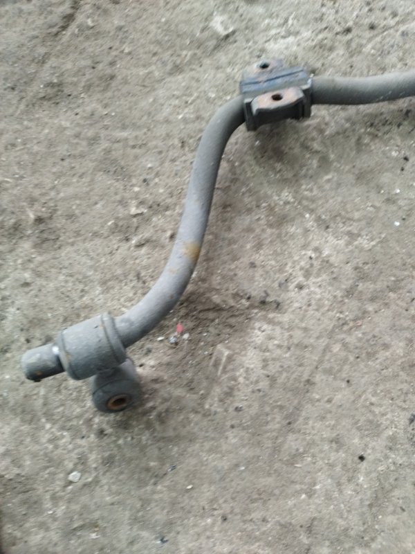 Стабилизатор поперечной устойчивости Лада Гранта 2012 седан