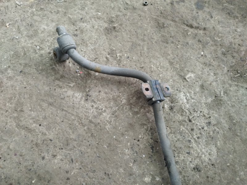 Стабилизатор поперечной устойчивости Лада Гранта 2012 седан