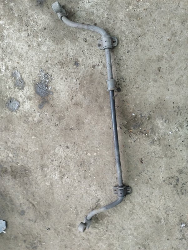 Стабилизатор поперечной устойчивости Лада Гранта 2012 седан