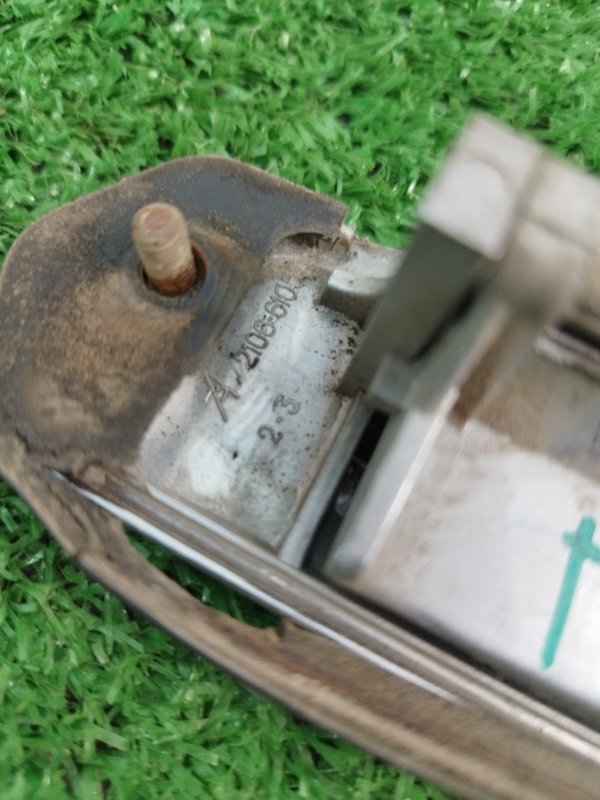 Ручка двери внешняя Лада 2106 2106