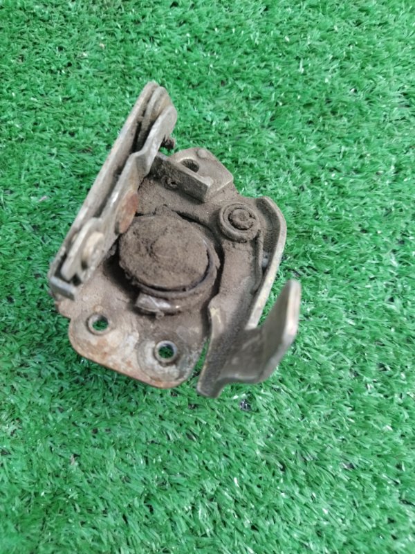 Замок боковой двери Лада 2106 2106