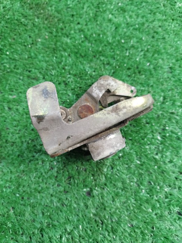 Замок боковой двери Лада 2106 2106