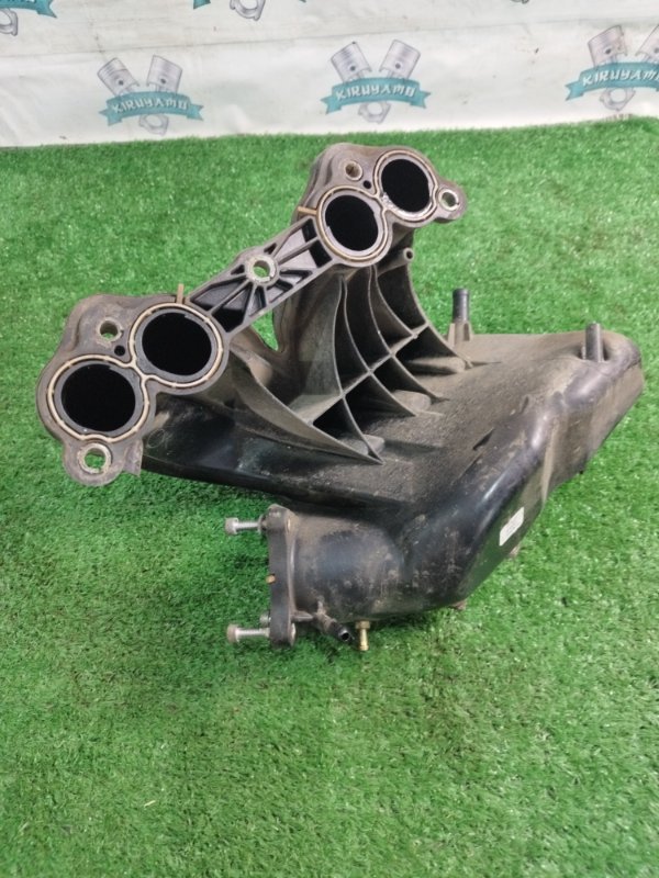Коллектор впускной Лада Гранта 2012 седан