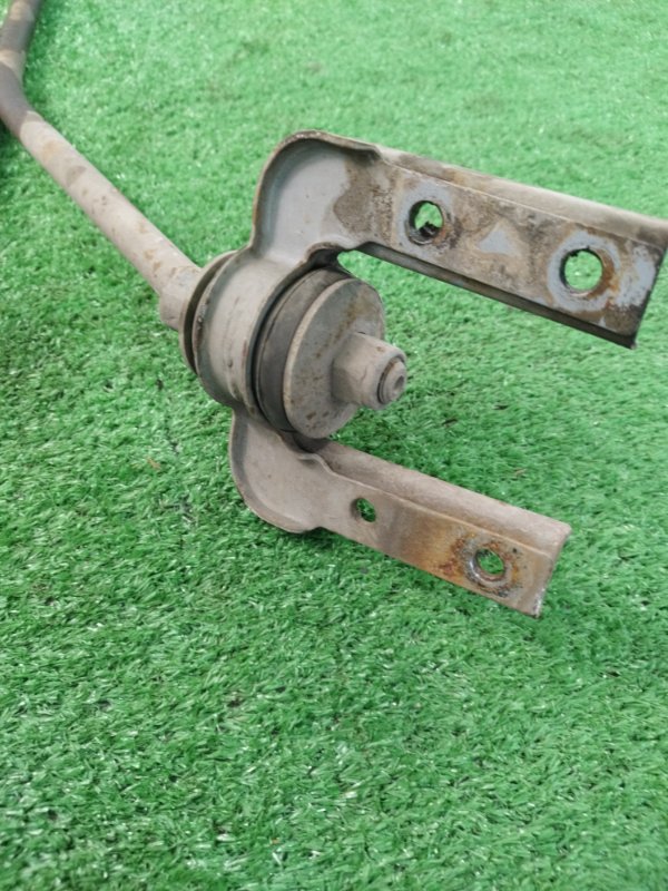 Растяжка подвески Лада Гранта 2012 седан