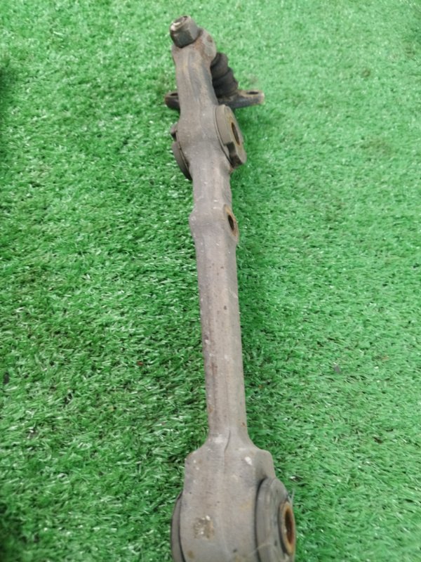 Рычаг подвески нижний Лада Гранта 2012 седан