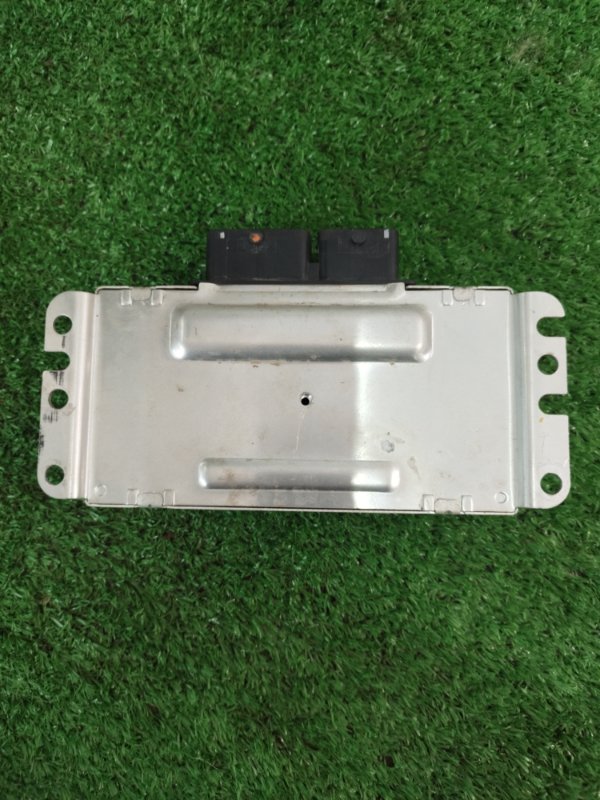 Блок управления двигателем Лада Гранта 2012 седан