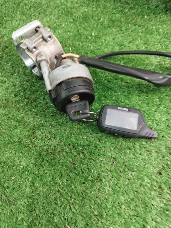 Замок зажигания Лада Гранта 2012 седан