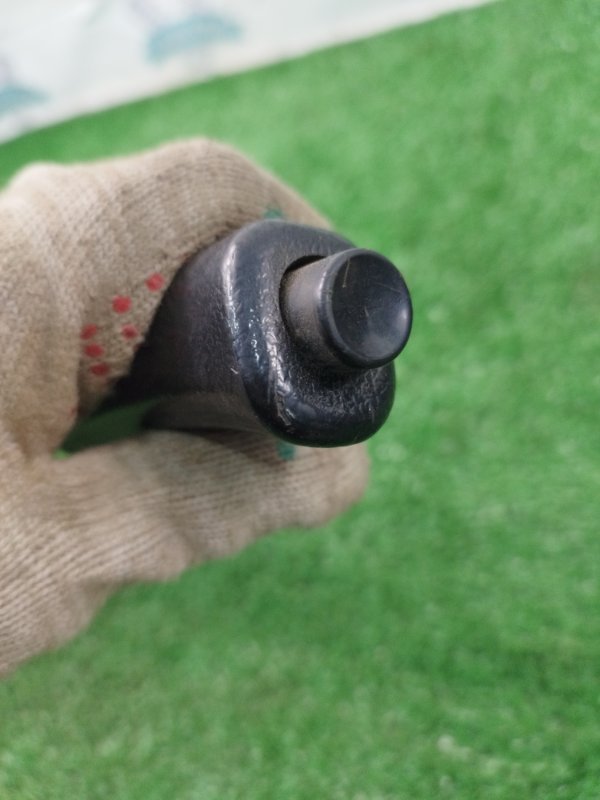 Рычаг стояночного тормоза Лада Гранта 2012 седан