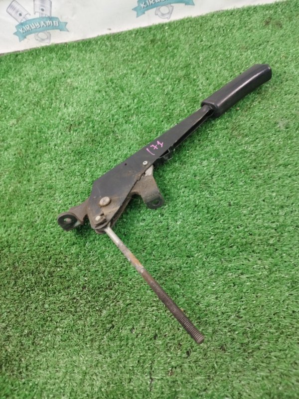 Рычаг стояночного тормоза Лада Гранта 2012 седан
