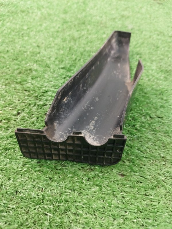 Воздуховод салона Лада Гранта 2012 седан