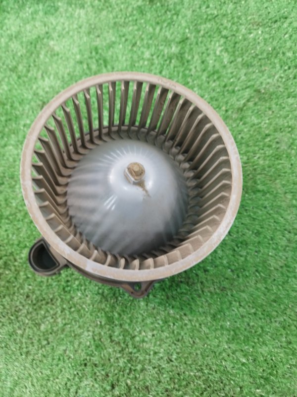 Мотор печки Лада Гранта 2012 седан