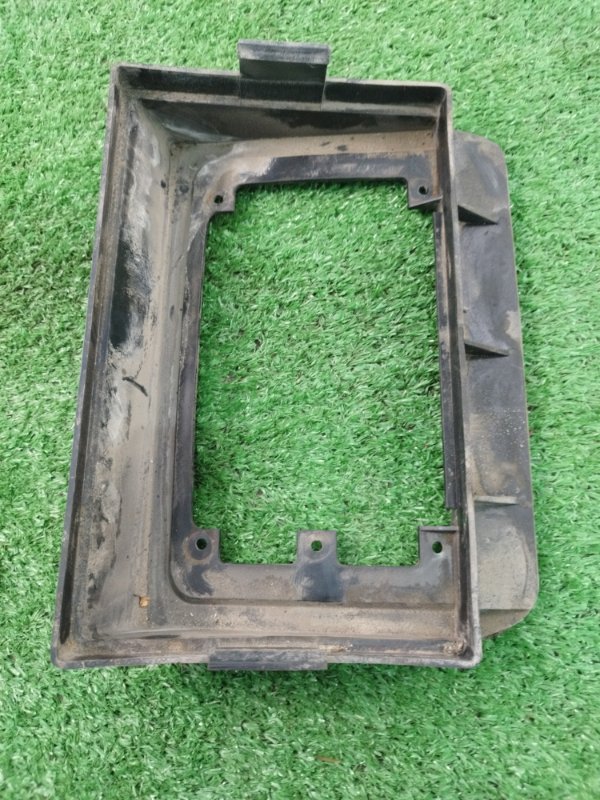 Рамка салонного фильтра Лада Гранта 2012 седан