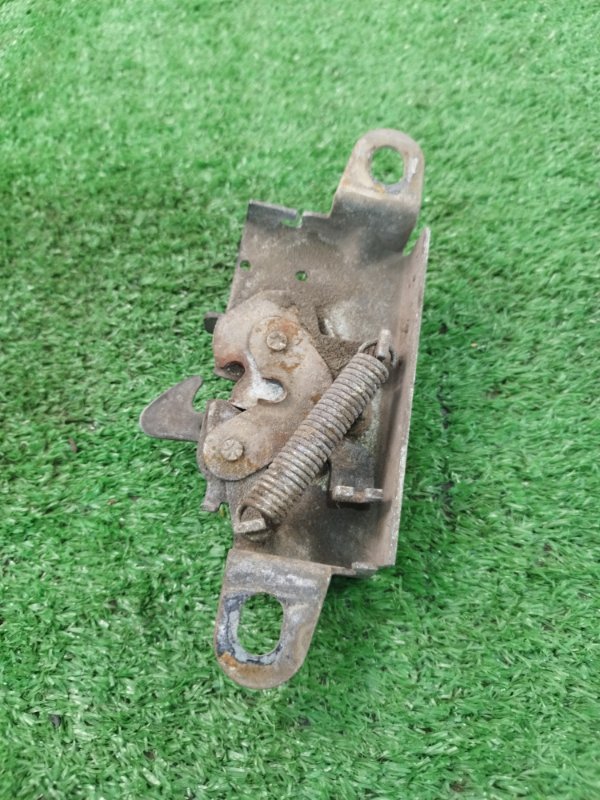 Замок капота Лада Гранта 2012 седан