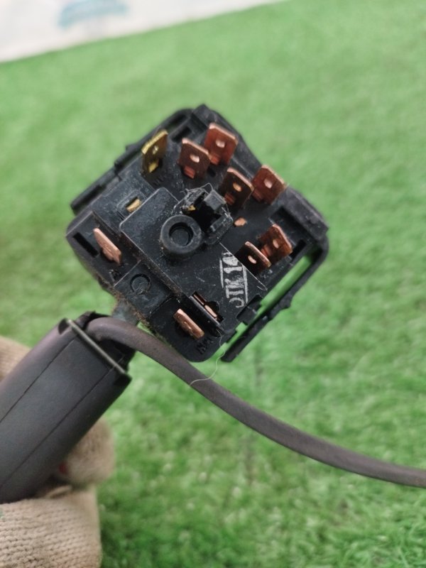 Подрулевой переключатель дворников Лада Гранта 2012 седан