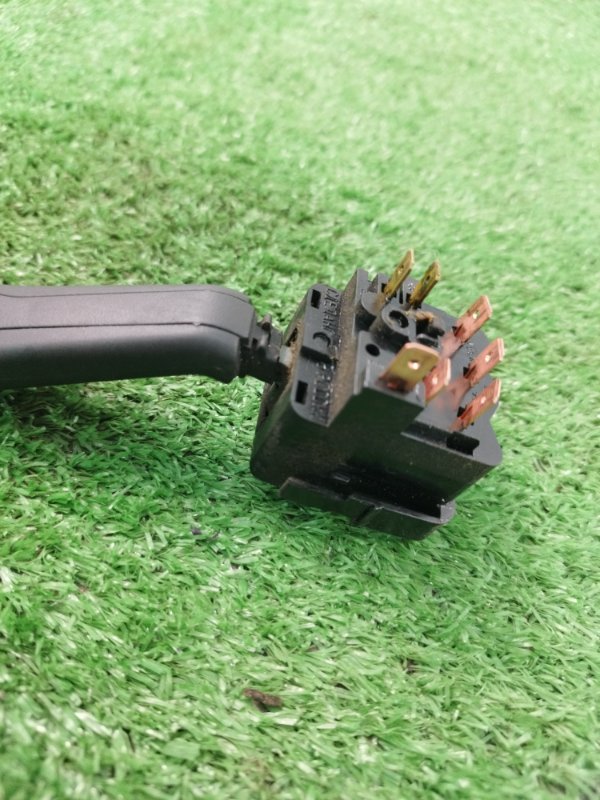 Переключатель света Лада Гранта 2012 седан