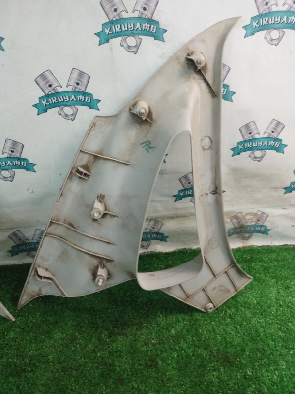 Накладка на стойку кузова Лада Гранта 2012 седан