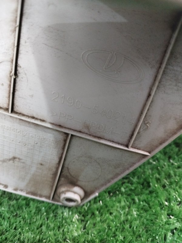 Накладка на стойку кузова Лада Гранта 2012 седан