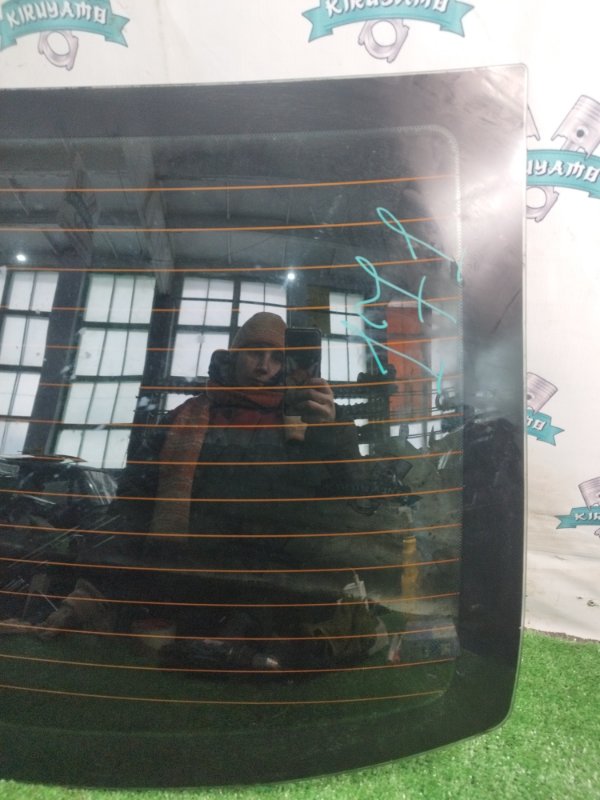 Стекло заднее Лада Гранта 2012 седан