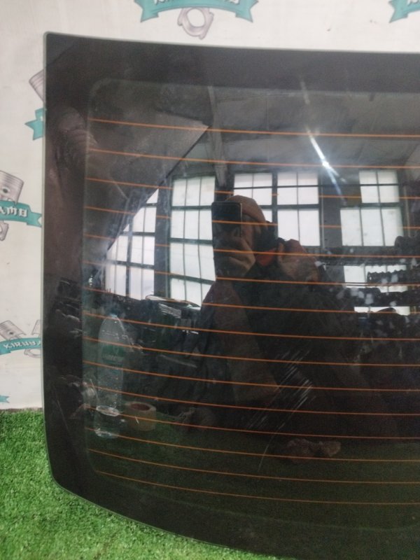 Стекло заднее Лада Гранта 2012 седан