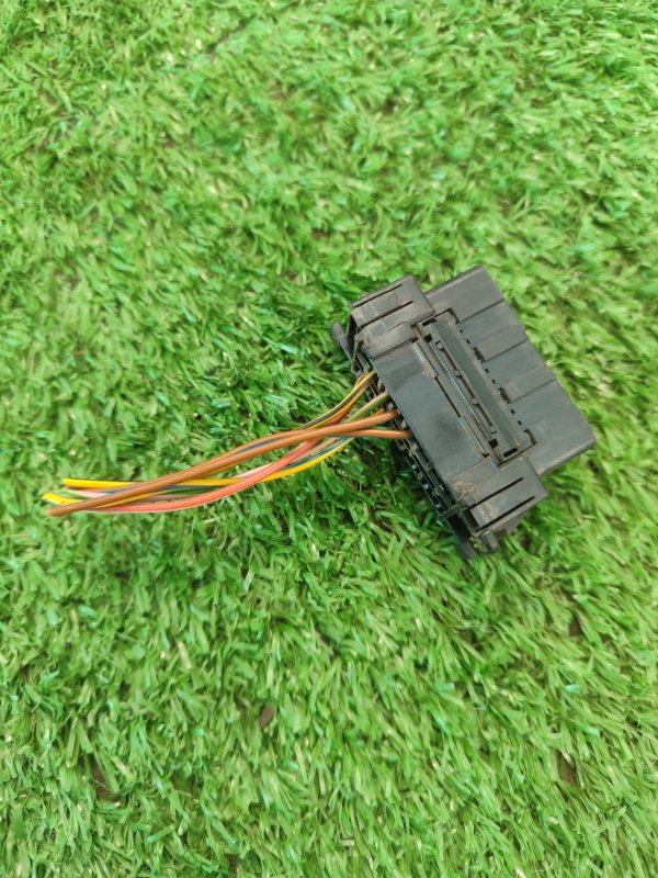 Диагностический разъем Лада Гранта 2012 седан