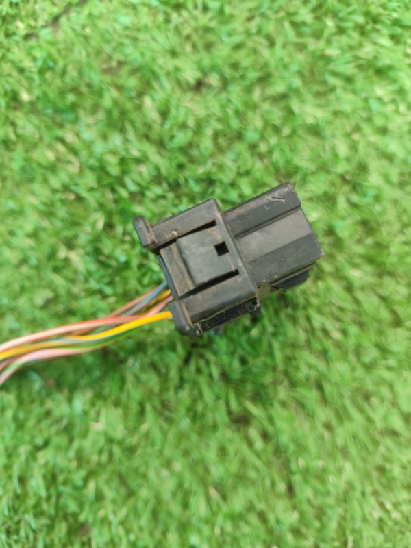 Диагностический разъем Лада Гранта 2012 седан