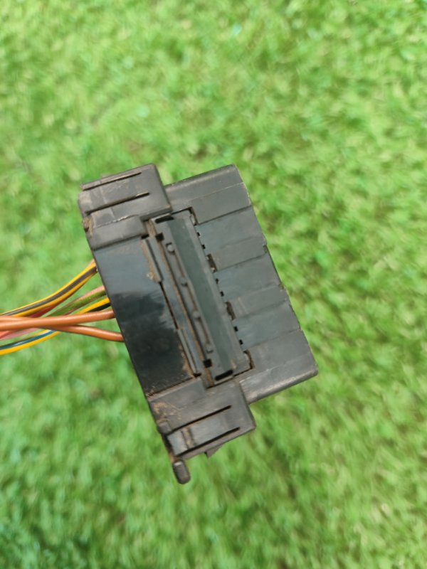 Диагностический разъем Лада Гранта 2012 седан