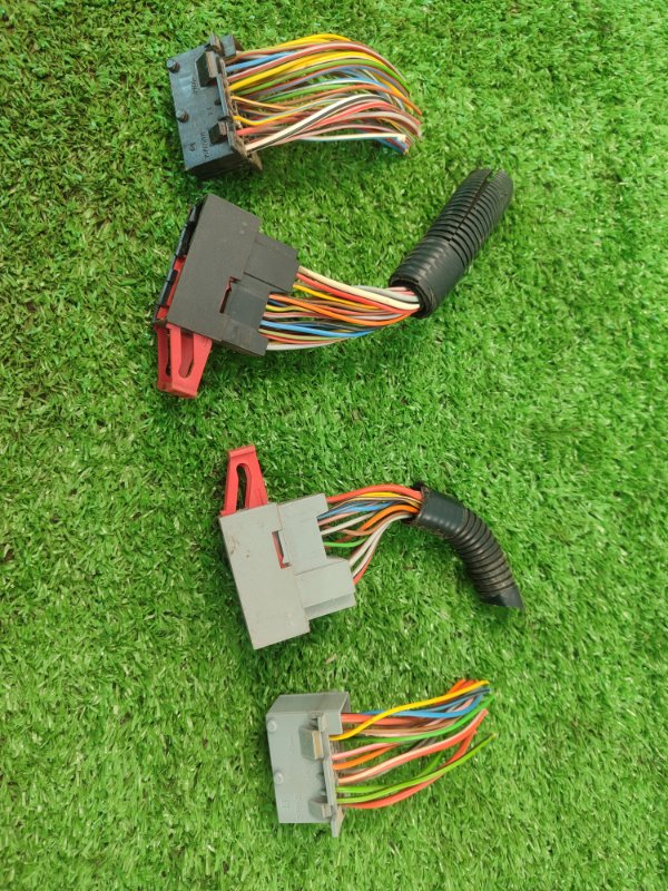 Фишка разъем Лада Гранта 2012 седан