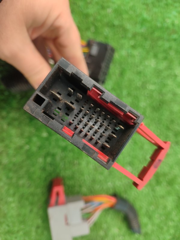 Фишка разъем Лада Гранта 2012 седан