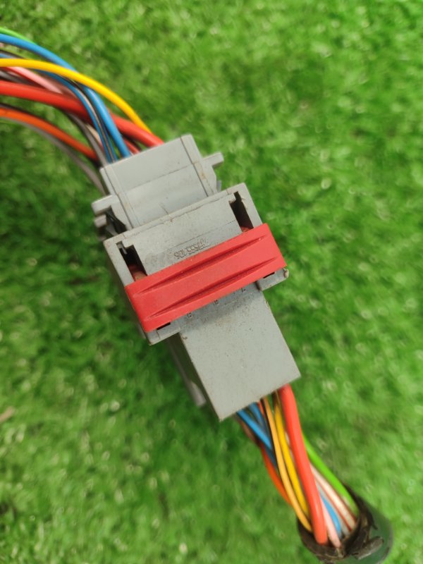 Фишка разъем Лада Гранта 2012 седан