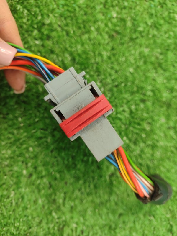 Фишка разъем Лада Гранта 2012 седан