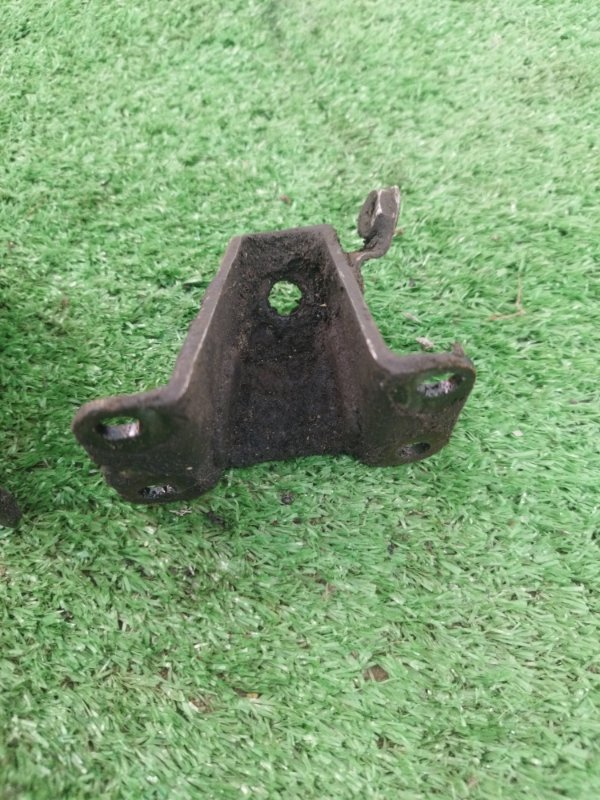 Кронштейн двигателя лада 2101 1980 2101