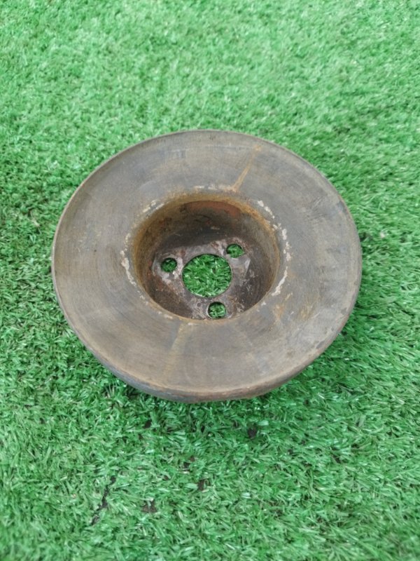 Шкив водяного насоса. лада 21102 2002