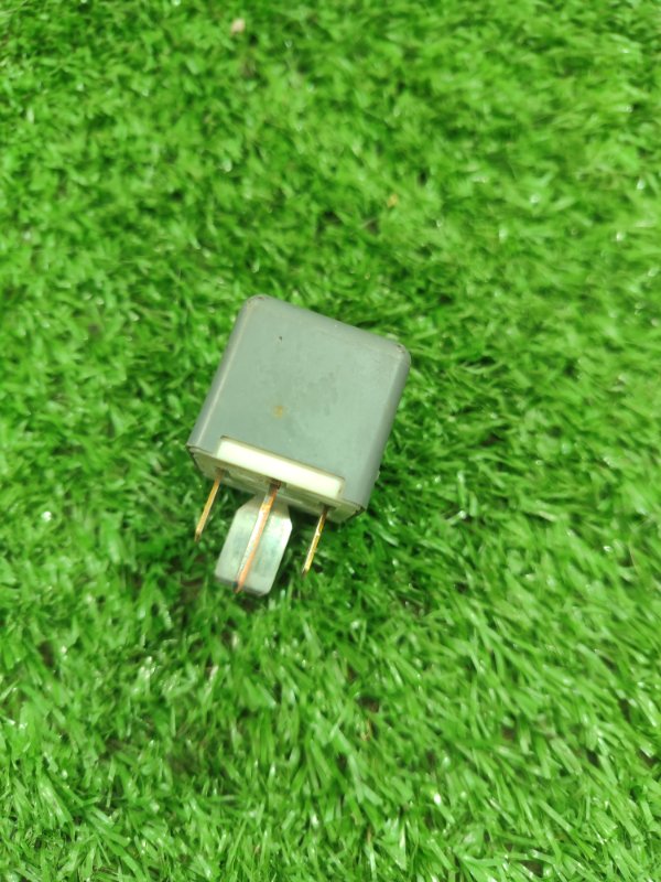 Реле Toyota Camry 2008 ACV 40