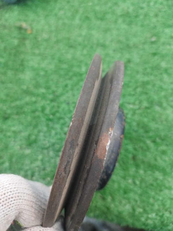 Шкив водяного насоса. лада 21053 2105