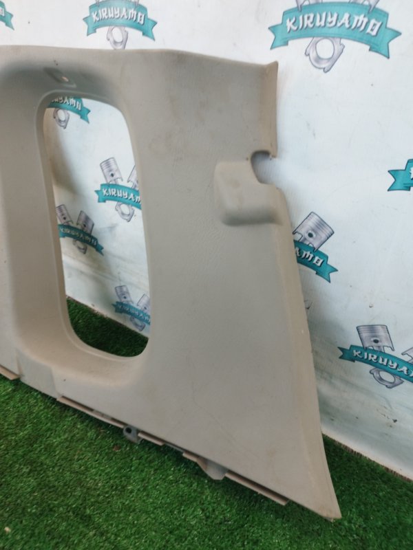 Обшивка багажника Mazda Demio