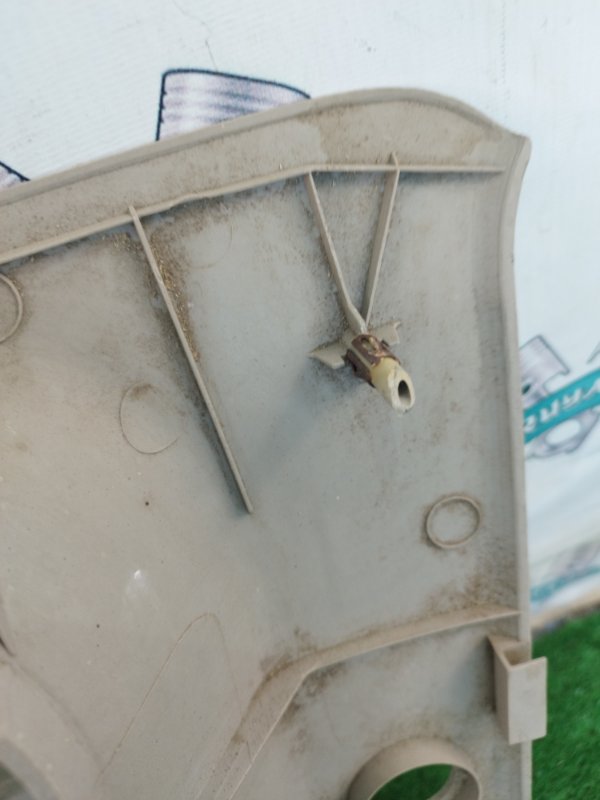 Обшивка багажника Mazda Demio