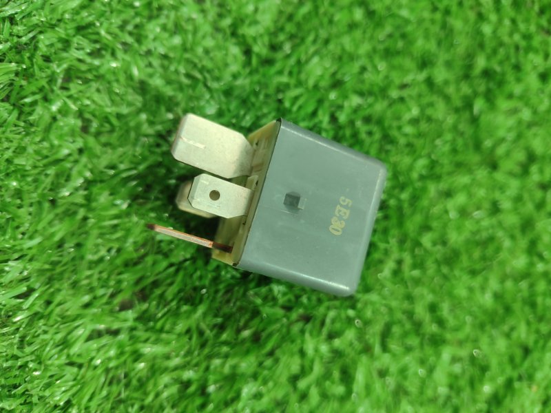 Реле Toyota Camry 2008 ACV 40