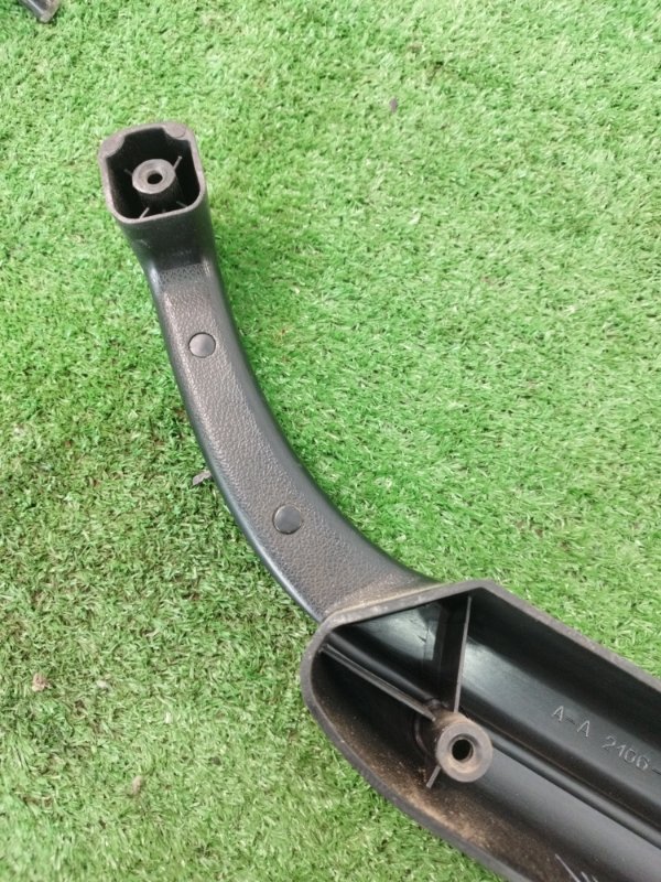 Ручка двери внутренняя лада 21053 2105