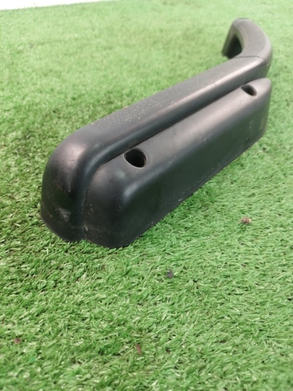 Ручка двери внутренняя лада 21053 2105