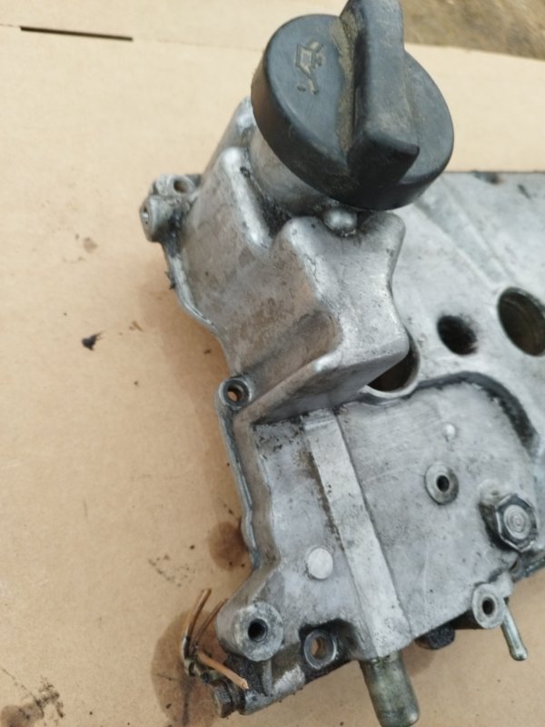 Крышка клапанная лада 2110 1998 2110