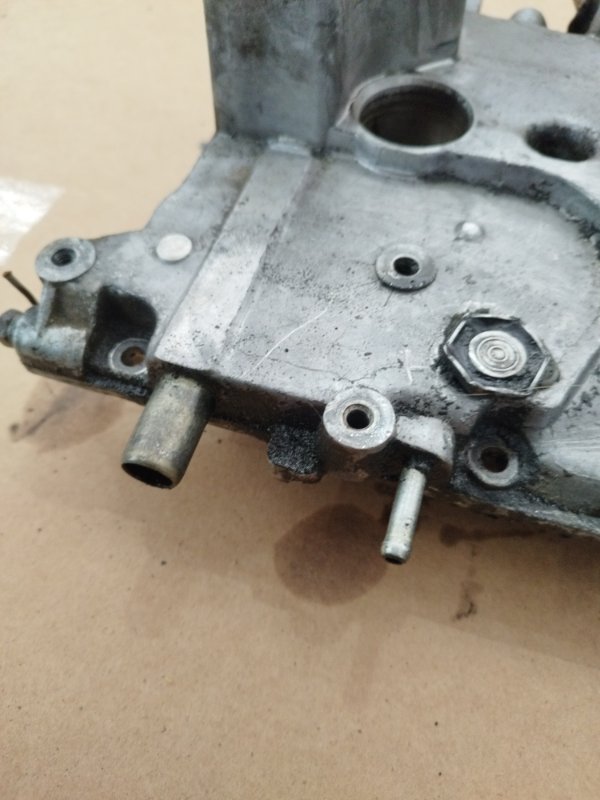 Крышка клапанная лада 2110 1998 2110