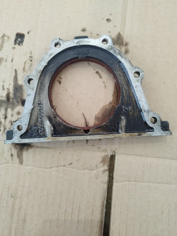 Крышка коленвала лада 21093 1994 2109